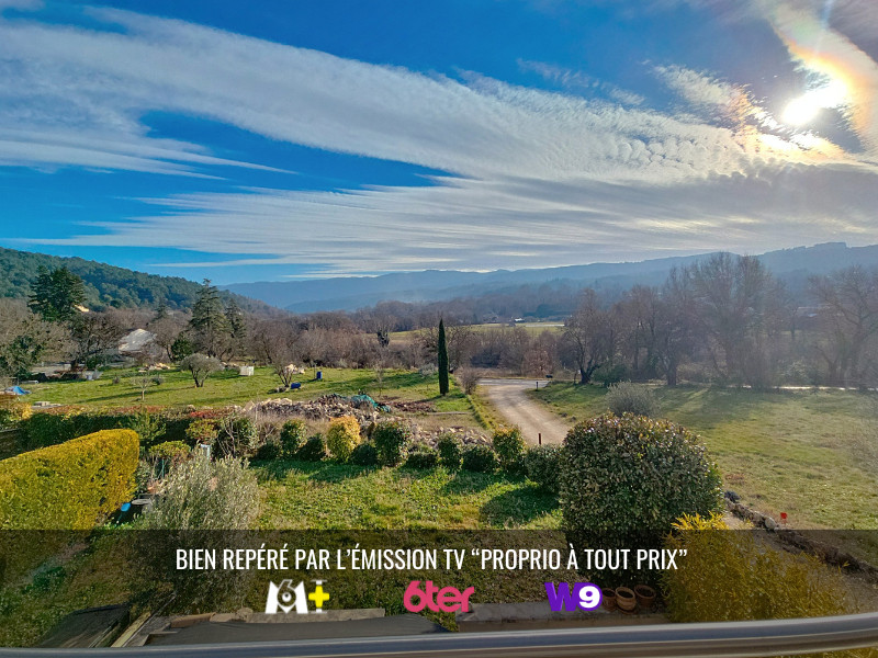 
                                                Vente
                                                 Villa avec vue exceptionnelle à Saignon