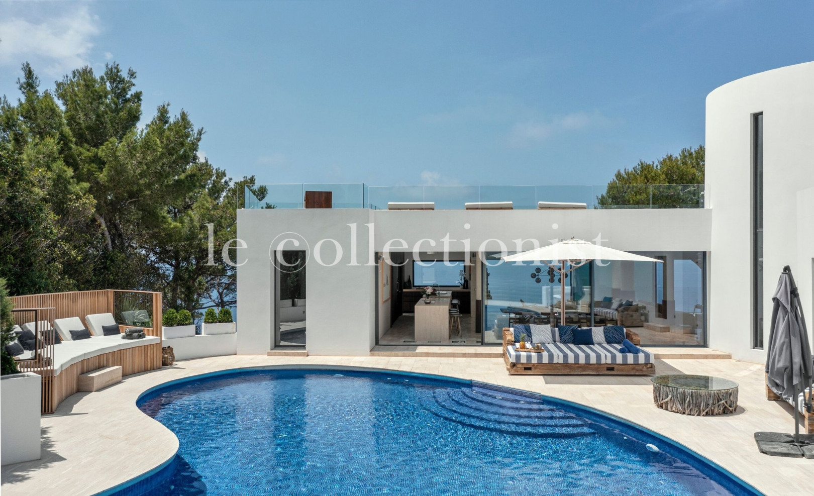 
                                                Location de vacances
                                                 Villa Blue