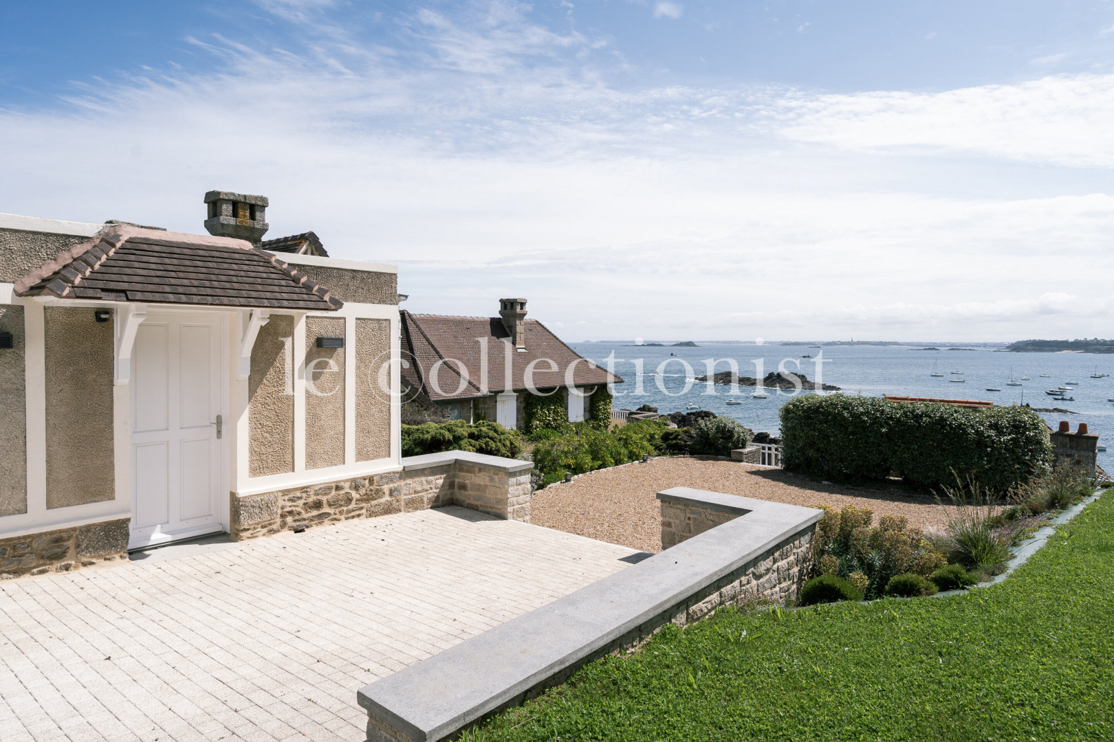 
                                                Location de vacances
                                                 Villa Moon