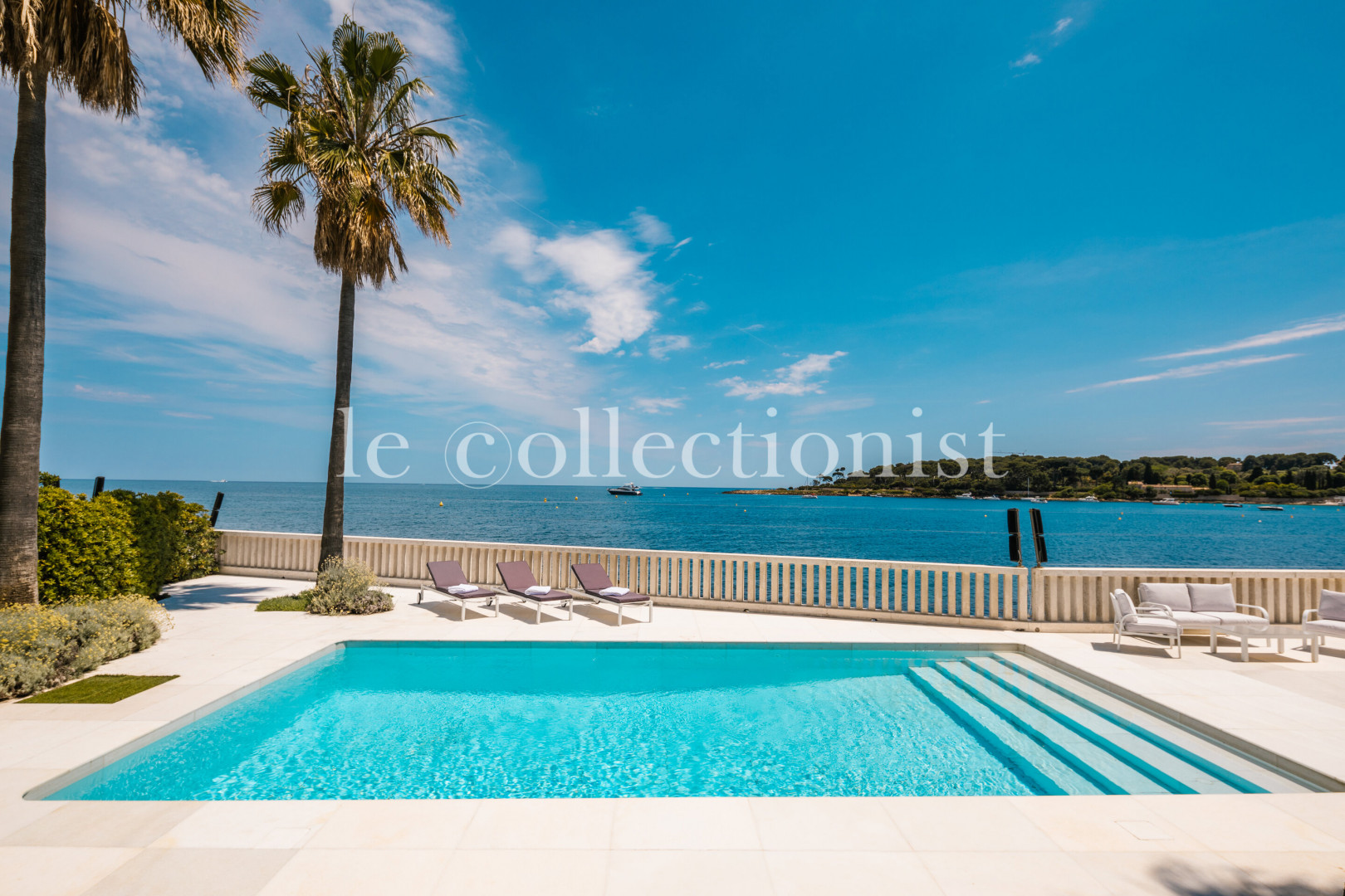 
                                                Location de vacances
                                                 Villa Rive Bleue