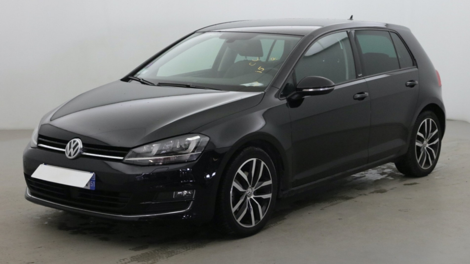 
                                                Voiture
                                                 Volkswagen Golf 1.2 TSI 110 DSG7 MATCH ALLSTAR